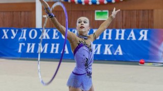 В Сургуте начался чемпионат УрФО по художественной гимнастике