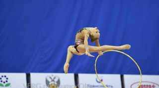 Яна Кудрявцева стала абсолютной чемпионкой России по художественной гимнастике Яна Кудрявцева стала абсолютной чемпионкой России по художественной гимнастике