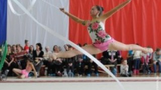 В Омске прошел турнир по художественной гимнастике "Сибирские ласточки"