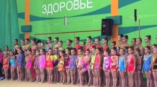 Выступление наших гимнасток на первенстве "Надежды Алтая"